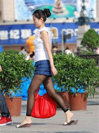 徐洒岁 簿一昭