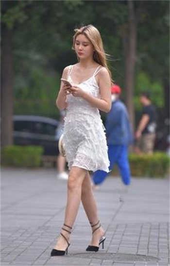 附近寂寞女微信或电话