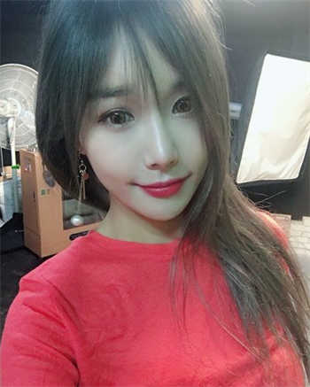 乳胶衣皮肤改造融合