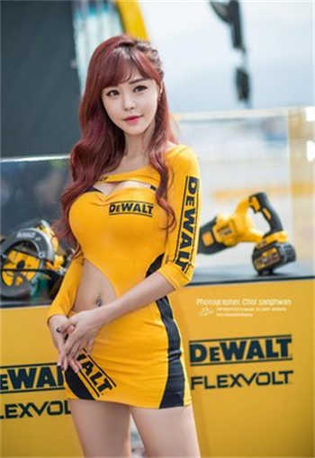 mdx0044沈娜娜秦可欣