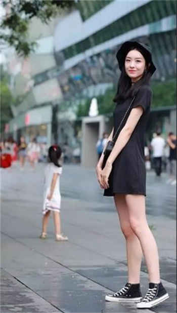 女卖房销售员用身体