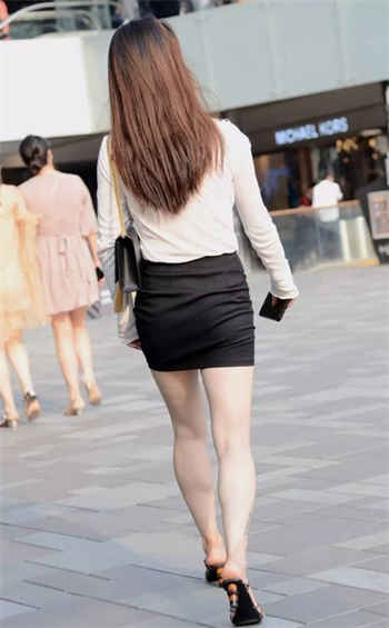 探花里的女主是哪来的
