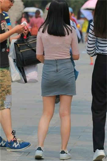 在女儿里一撞一撞