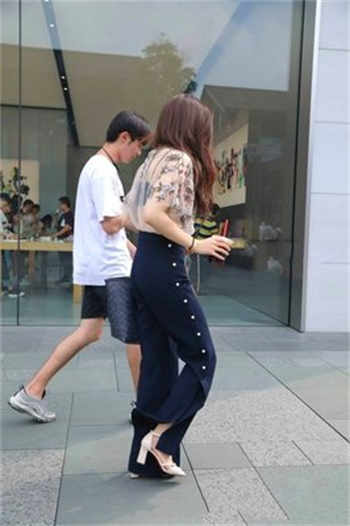 丧尸医学院是圣女抄袭的吗