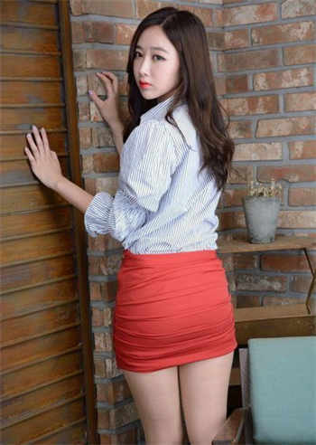 甘露寺蜜璃去掉所有服装图